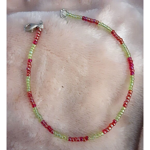 Delicate tiny seed beaded bracelet 8" handmade lime green pink - Picture 1 of 2